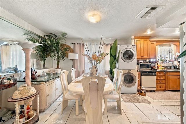 12011 Jouett, Sylmar, CA 91342