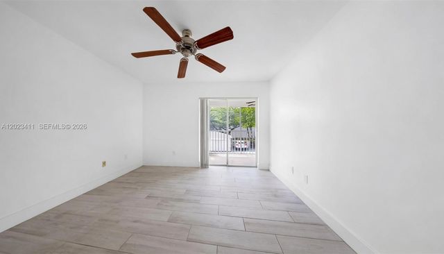 5760 Rock Island Rd 321, Tamarac, FL 33319