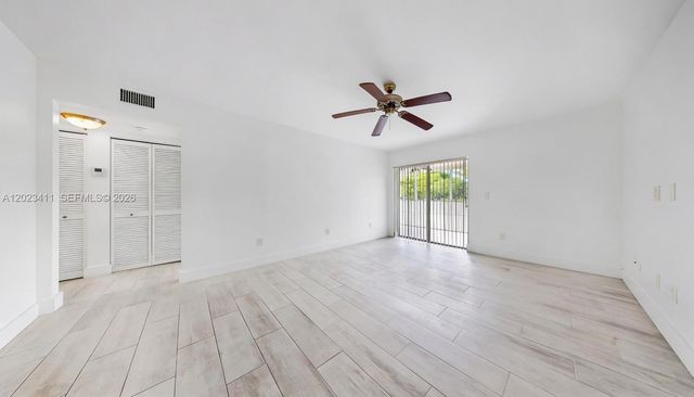 5760 Rock Island Rd 321, Tamarac, FL 33319