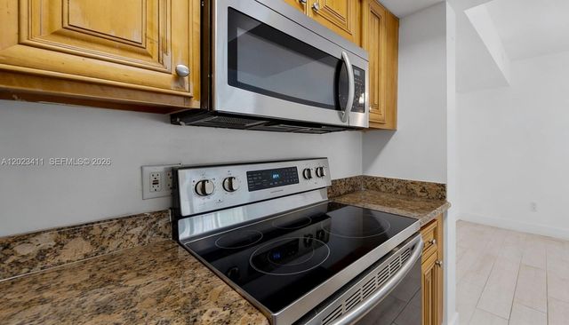 5760 Rock Island Rd 321, Tamarac, FL 33319