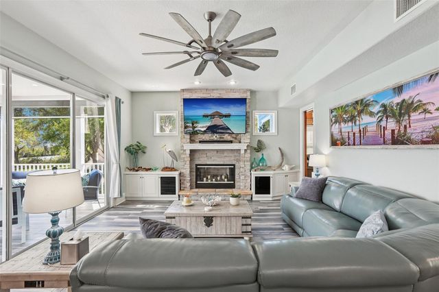 8107 SIERRA MANOR LANE, Tampa, FL 33635