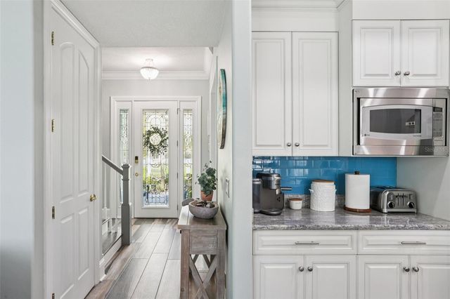 8107 SIERRA MANOR LANE, Tampa, FL 33635