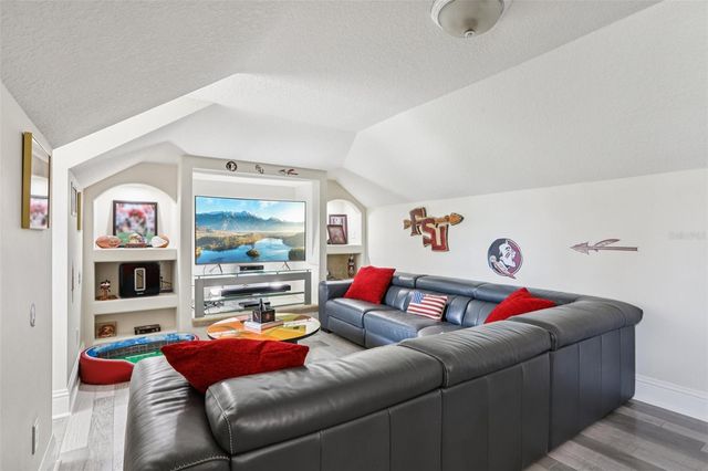 8107 SIERRA MANOR LANE, Tampa, FL 33635