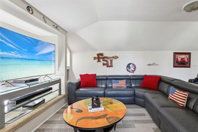 8107 SIERRA MANOR LANE, Tampa, FL 33635