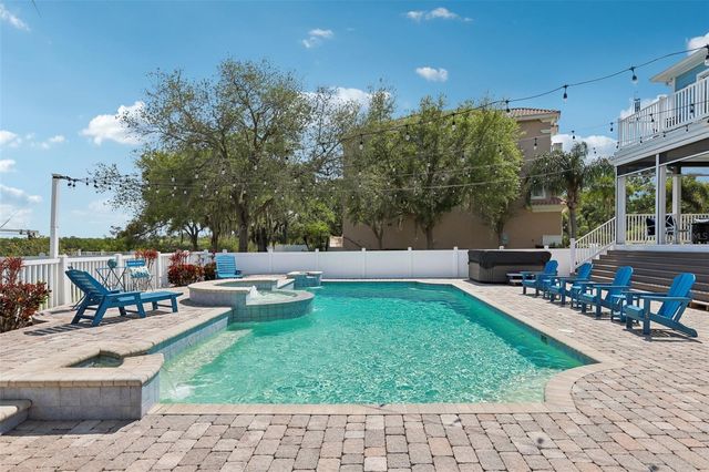 8107 SIERRA MANOR LANE, Tampa, FL 33635