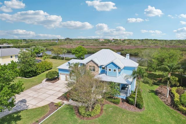 8107 SIERRA MANOR LANE, Tampa, FL 33635