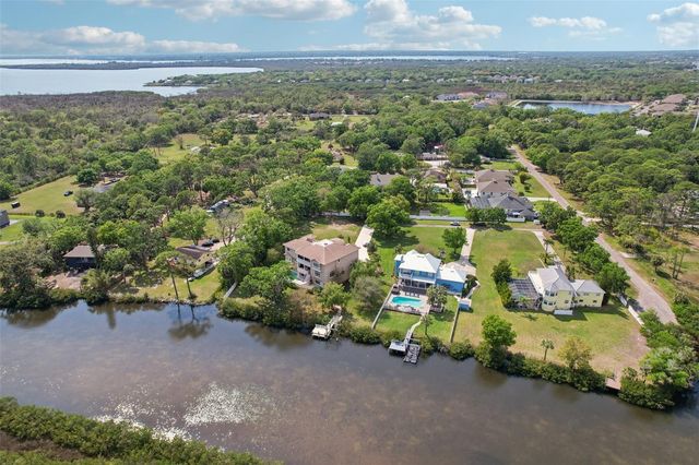 8107 SIERRA MANOR LANE, Tampa, FL 33635