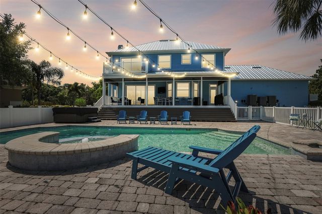 8107 SIERRA MANOR LANE, Tampa, FL 33635