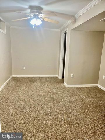 9 GRANTS CT, Stafford, VA 22556