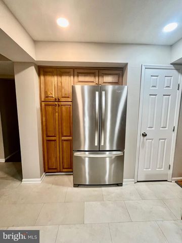 9 GRANTS CT, Stafford, VA 22556