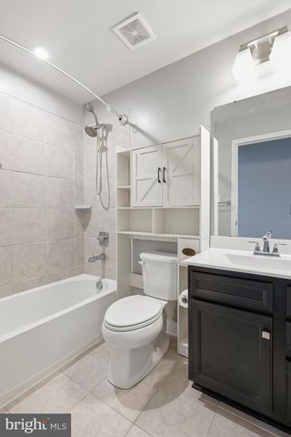 529 SWANSEA DR, Middletown, DE 19709