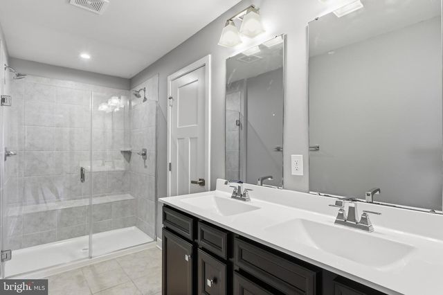 529 SWANSEA DR, Middletown, DE 19709