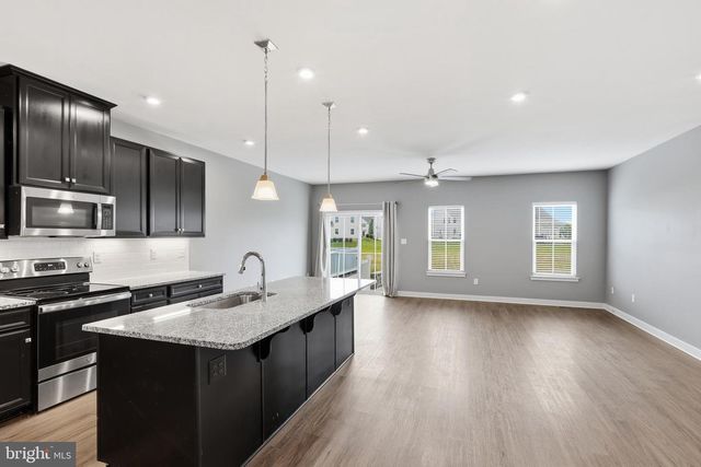 529 SWANSEA DR, Middletown, DE 19709