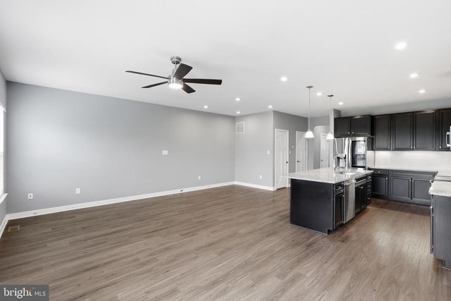 529 SWANSEA DR, Middletown, DE 19709