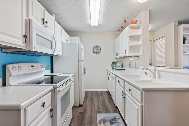 8835 Chandler Dr Apt E, Surfside Beach, SC 29575