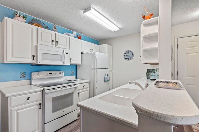 8835 Chandler Dr Apt E, Surfside Beach, SC 29575