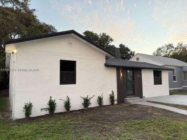 854 NW 76th St ., Miami, FL 33150