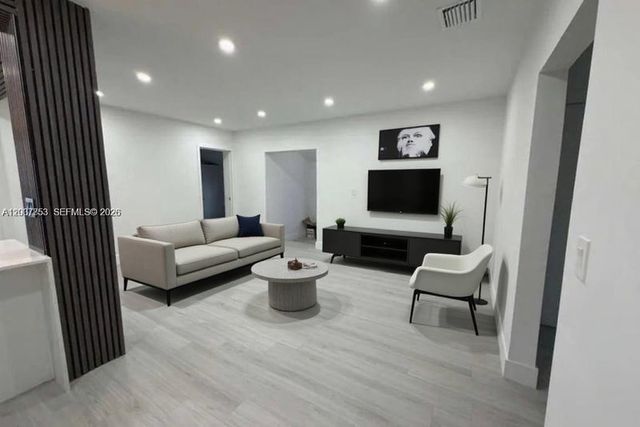 854 NW 76th St ., Miami, FL 33150