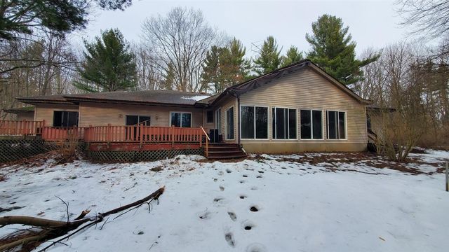 2833 58th Street, Fennville, MI 49408