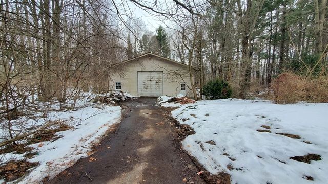 2833 58th Street, Fennville, MI 49408