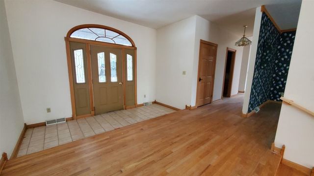 2833 58th Street, Fennville, MI 49408