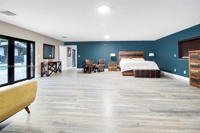 18280 SW 202nd St, Miami, FL 33187