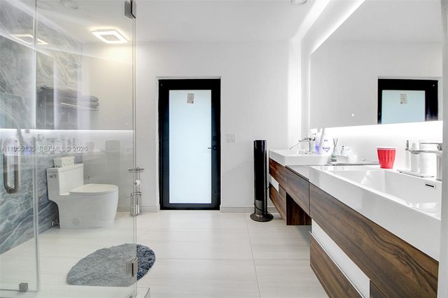 18280 SW 202nd St, Miami, FL 33187