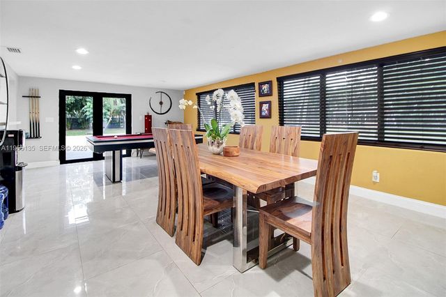 18280 SW 202nd St, Miami, FL 33187