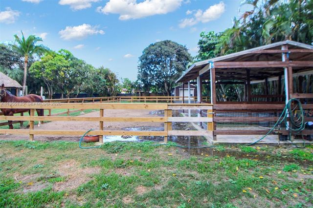 18280 SW 202nd St, Miami, FL 33187