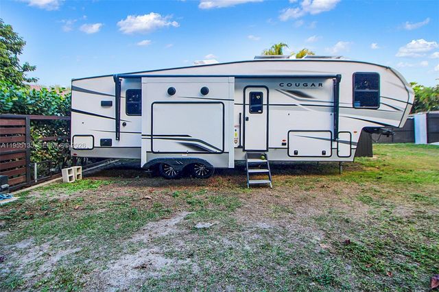 18280 SW 202nd St, Miami, FL 33187