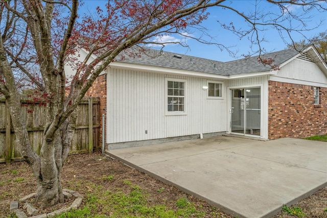 7933 NEWPORT DR, Millington, TN 38053