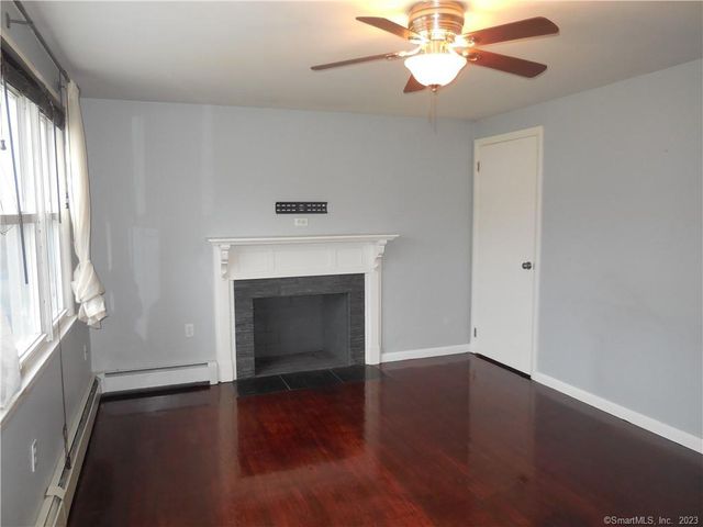 215 Fowler Avenue, Middletown, CT 06457