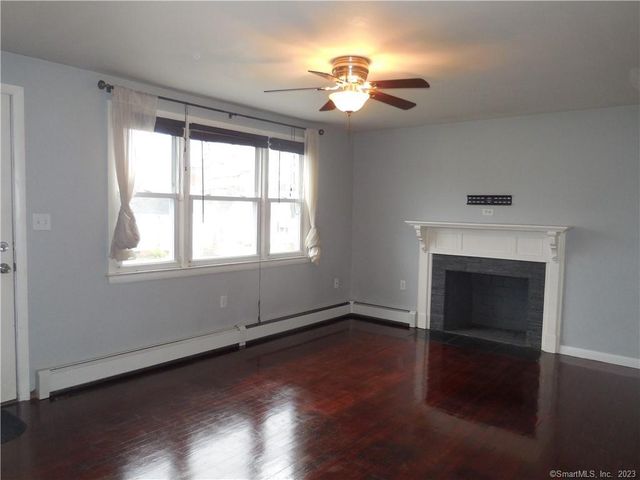 215 Fowler Avenue, Middletown, CT 06457