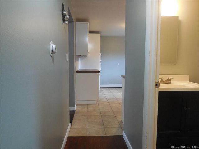 215 Fowler Avenue, Middletown, CT 06457