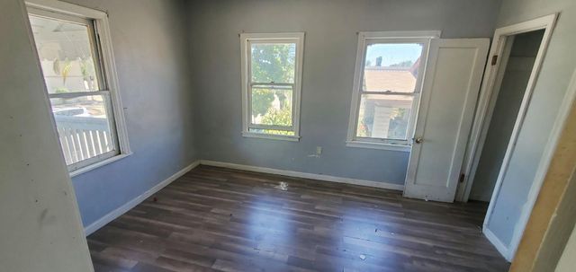 2303 E Grant Avenue, Fresno, CA 93701
