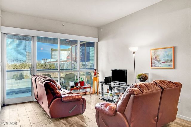 4575 Dean Martin Drive 711, Las Vegas, NV 89103