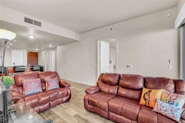 4575 Dean Martin Drive 711, Las Vegas, NV 89103