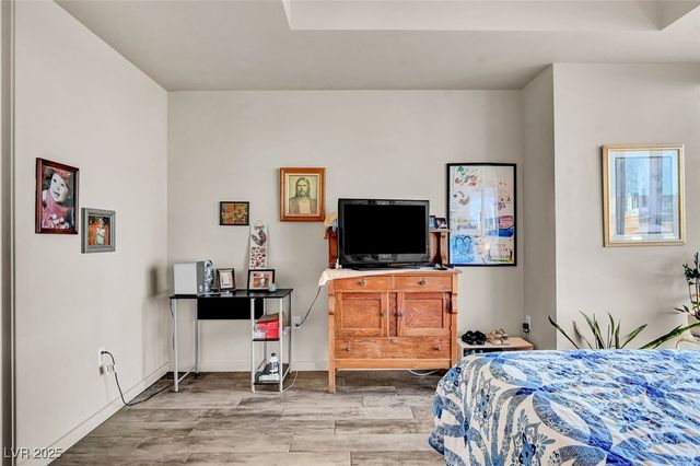 4575 Dean Martin Drive 711, Las Vegas, NV 89103