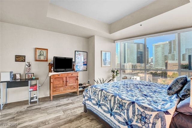 4575 Dean Martin Drive 711, Las Vegas, NV 89103