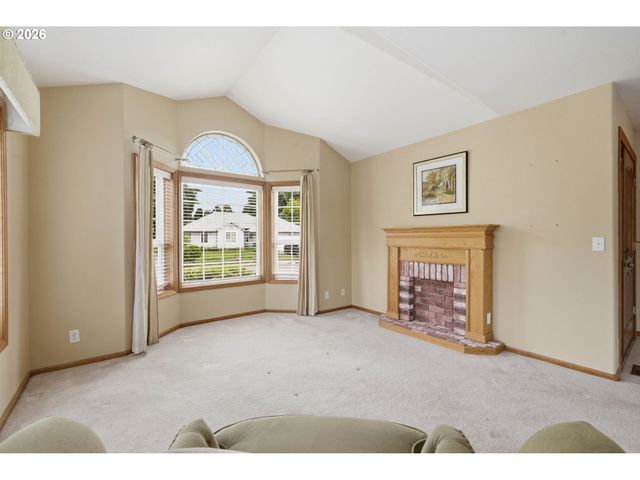 1140 MOLLY Ln, Eugene, OR 97404