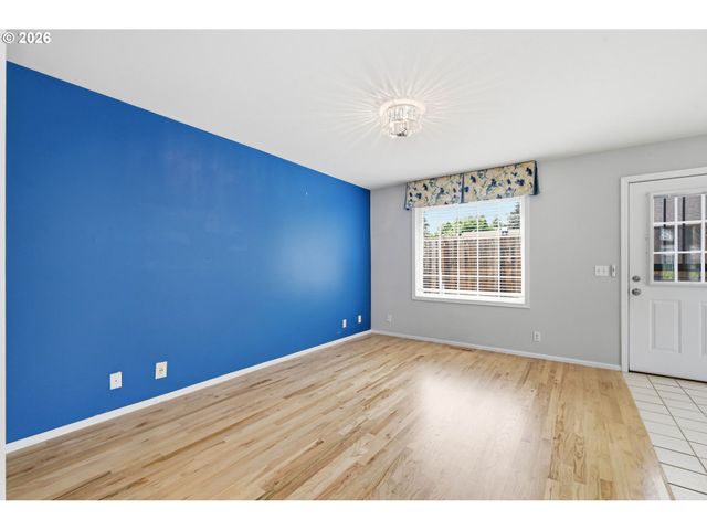 1140 MOLLY Ln, Eugene, OR 97404