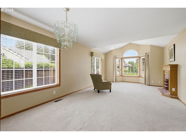 1140 MOLLY Ln, Eugene, OR 97404