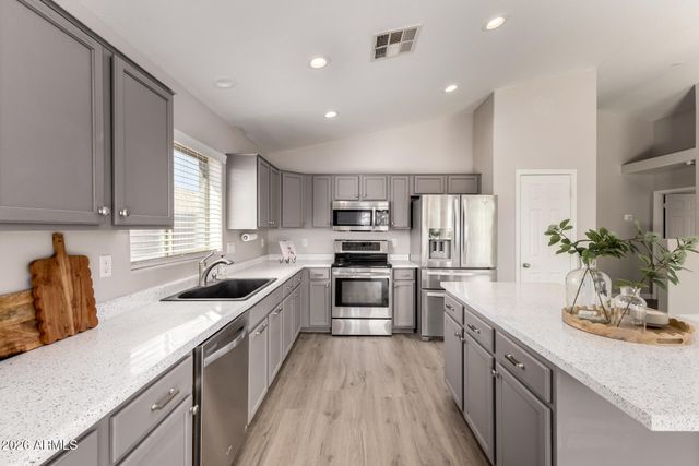 41083 N ROSE Lane, San Tan Valley, AZ 85140