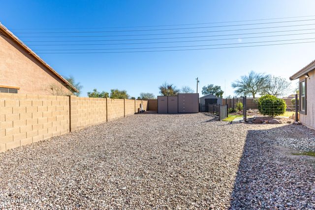 41083 N ROSE Lane, San Tan Valley, AZ 85140