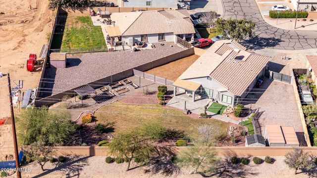 41083 N ROSE Lane, San Tan Valley, AZ 85140