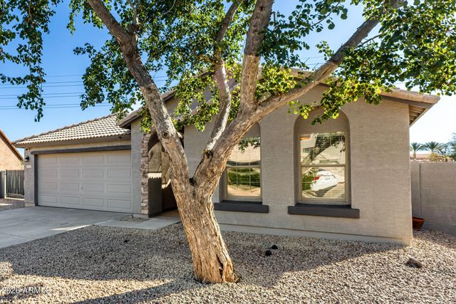 41083 N ROSE Lane, San Tan Valley, AZ 85140