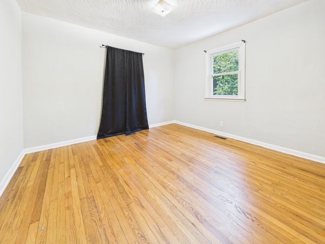139 2nd Street, Huntington, WV 25705