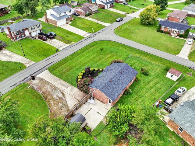 258 Fortney Ln, Mt Washington, KY 40047