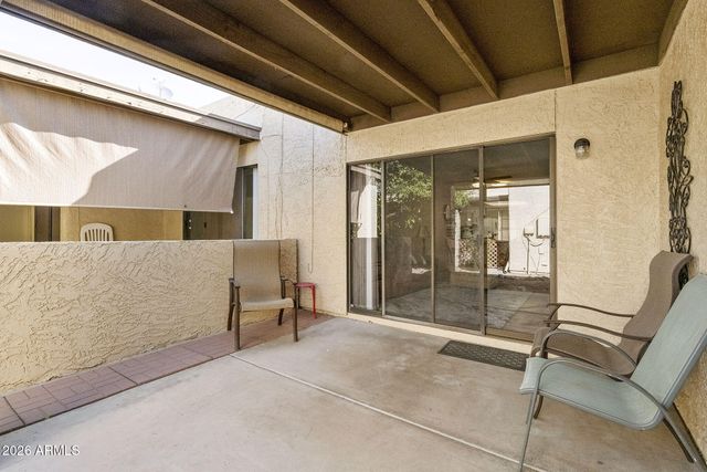 452 S DESERT FLOWER Drive, Mesa, AZ 85208