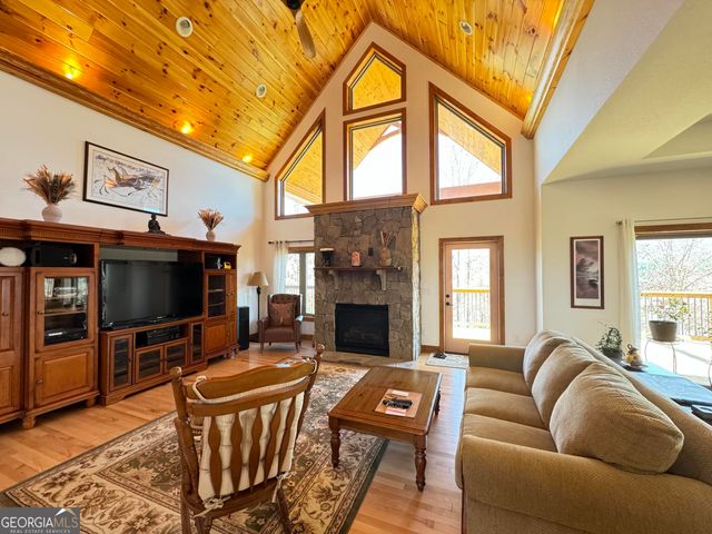 335 Northshore Drive, Blairsville, GA 30512